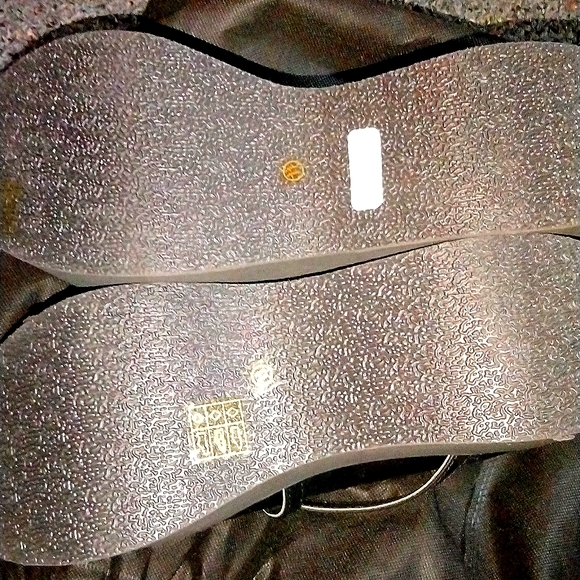 Crisscross strap platform Mary janes - Picture 2 of 2